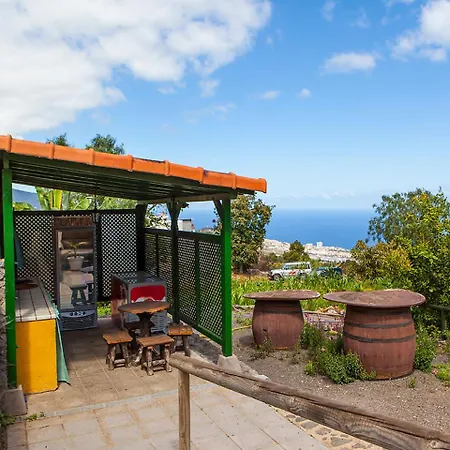 Holiday home Camino La Candelaria-2 By Interhome